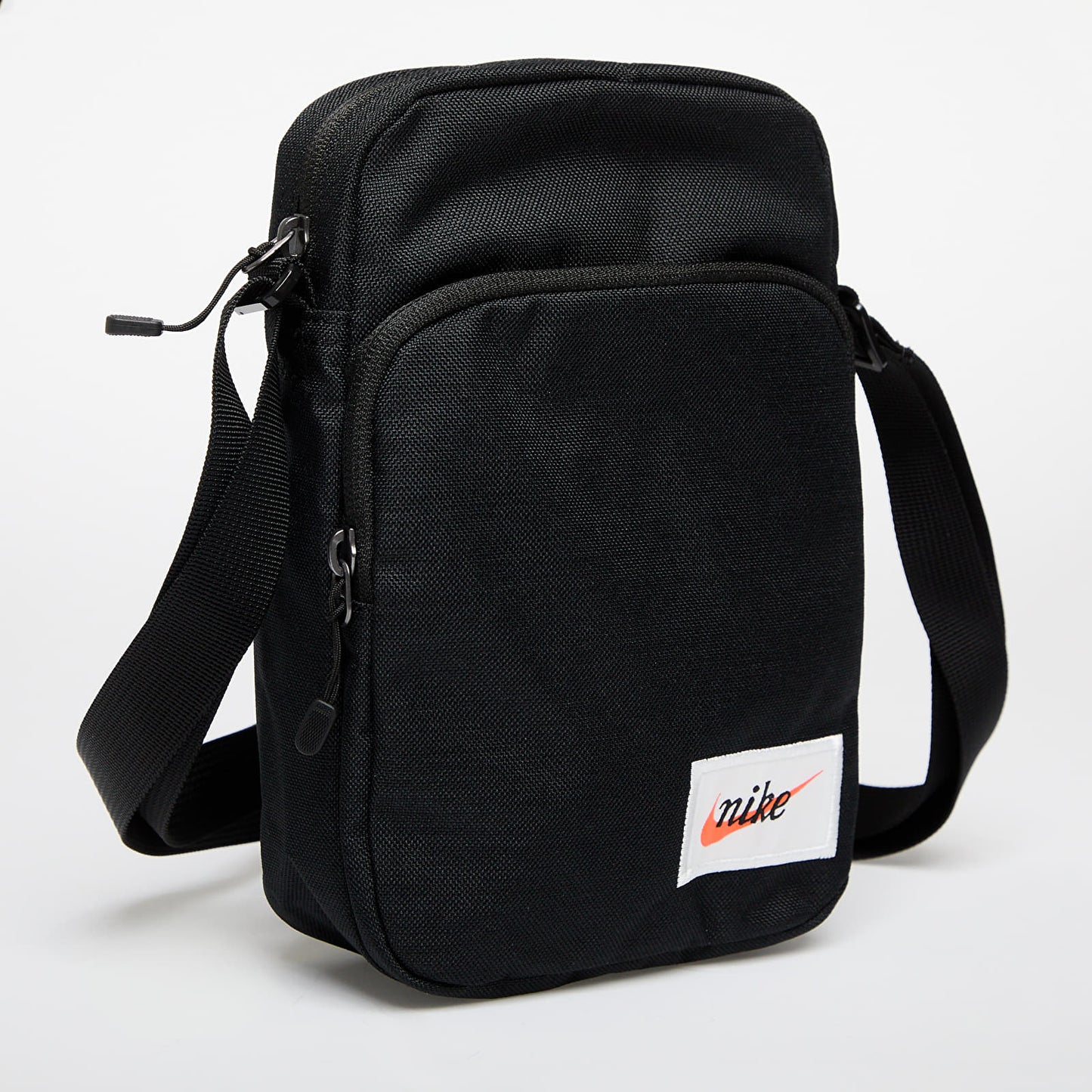 Bag Nike Heritage Small Items BA5809-010