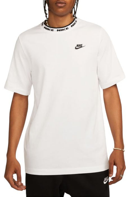 Nike white Sportswear T-shirt FB7309-100