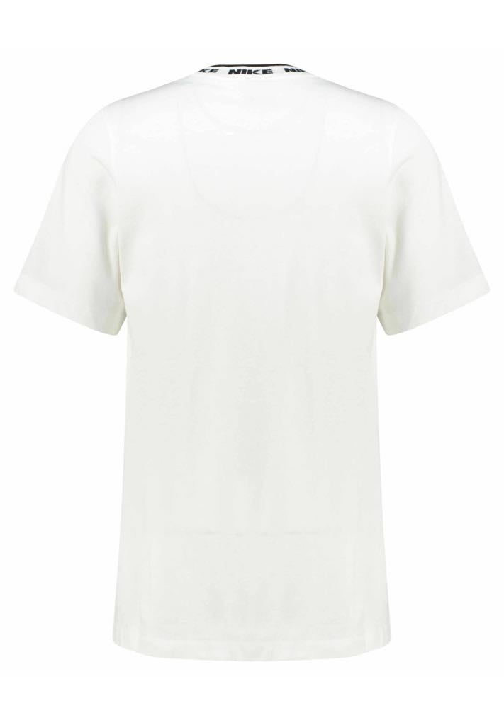 Nike white Sportswear T-shirt FB7309-100