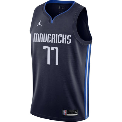 Dallas Mavericks Luka Doncic Statement Edition jersey  CV9474-421